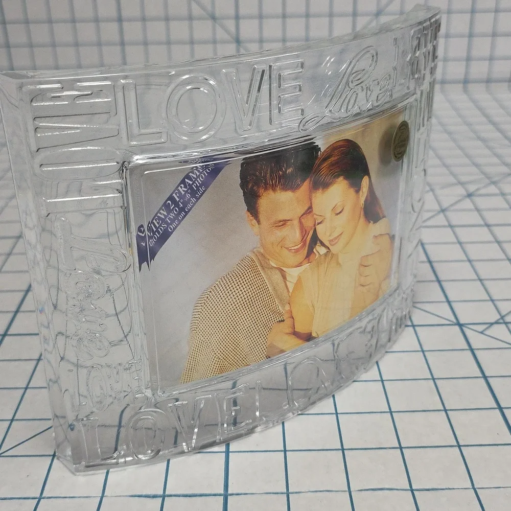 Cristal d' Arques Crystal Petals 24% Crystal Photo Frame, LOVE, 8.5‎ X 6.5 NIB